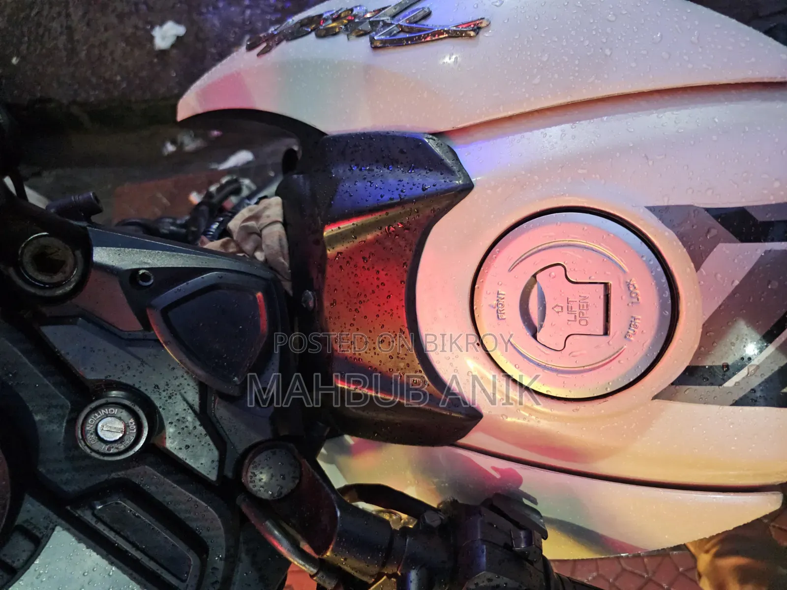TVS Apache RTR 160 2V 2018 White