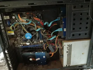 Desktop Computer 4GB HDD+SSD 700GB