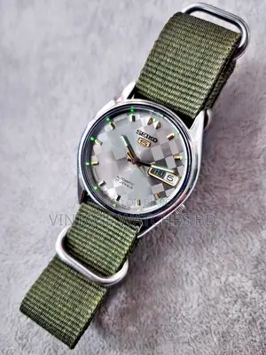 Seiko 5 Automatic Japan With Green Nato Strap