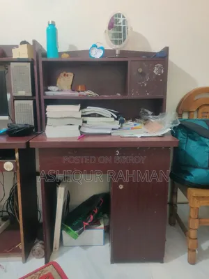 Reading Table New Condition