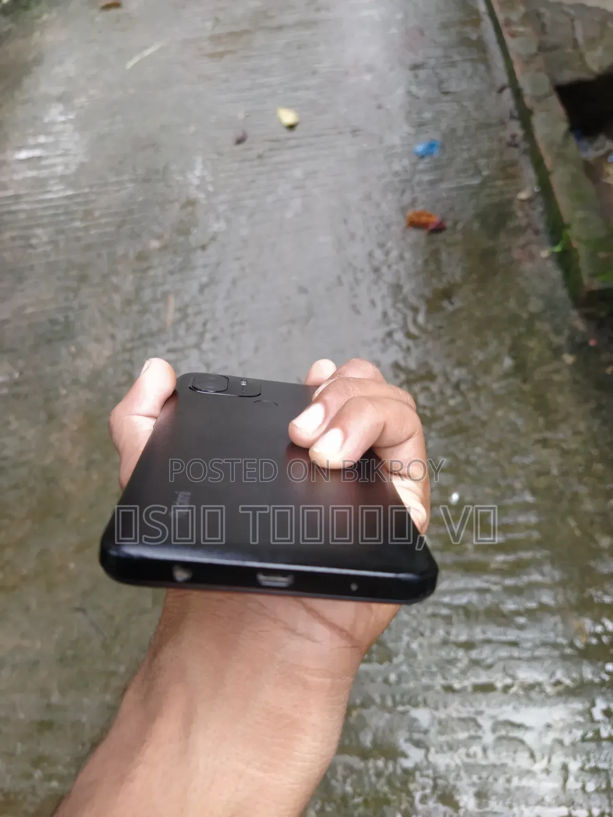 New 2E 32 GB Black