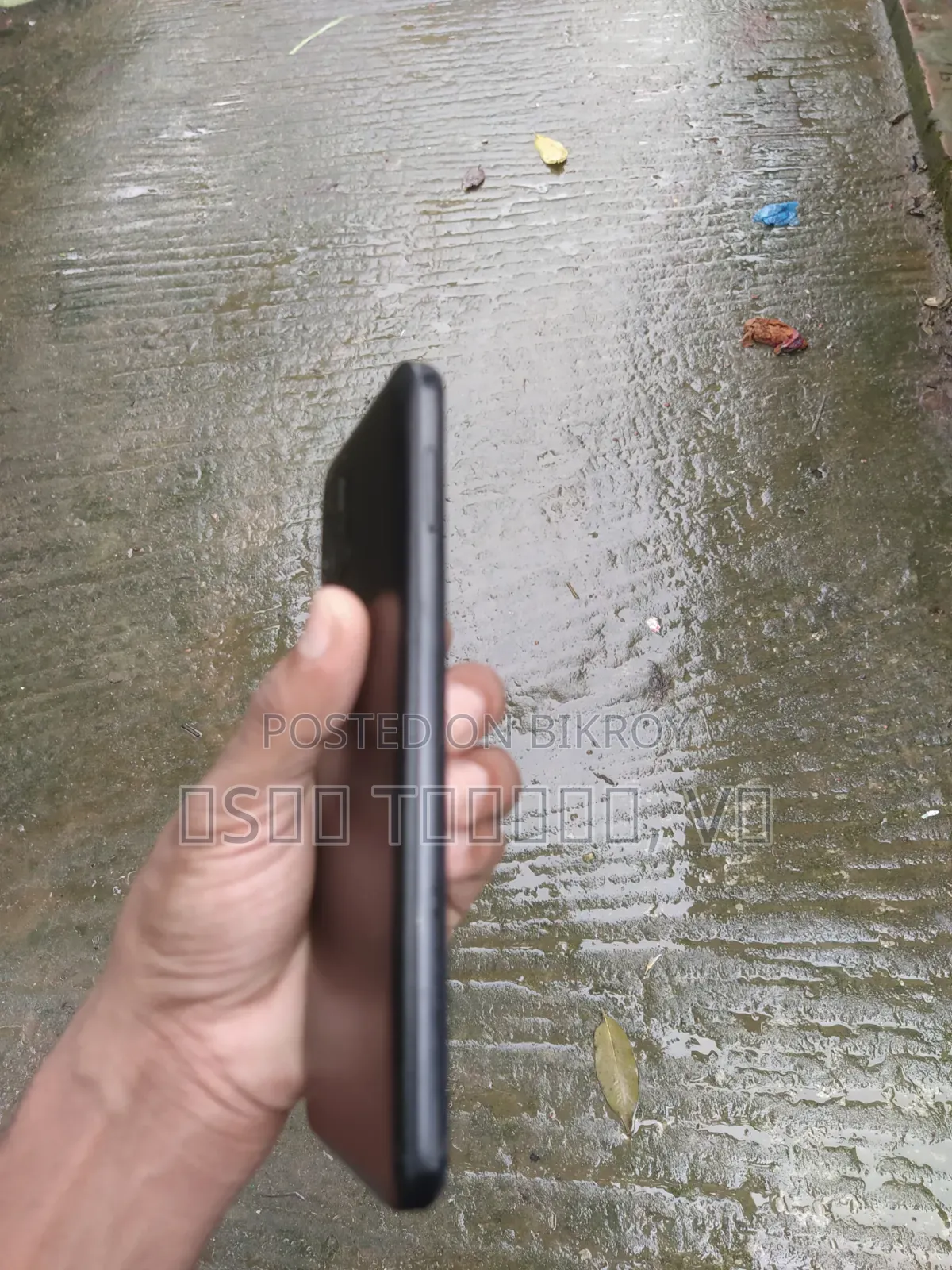 New 2E 32 GB Black