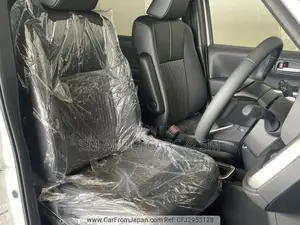 Toyota Noah 2023 Pearl