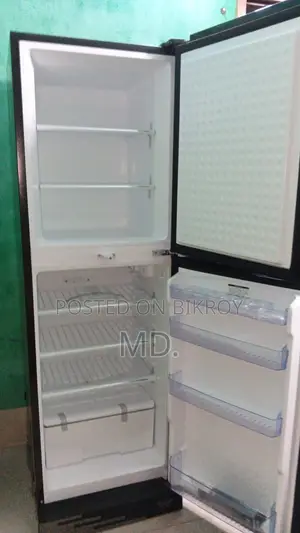 Walton 244ltr Fridge