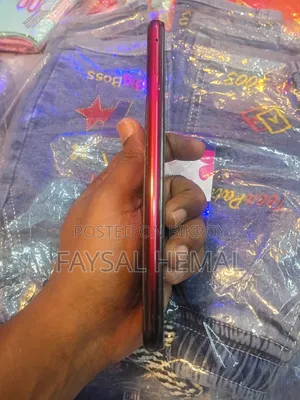 Vivo Y11 32 GB Red