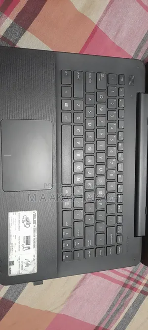 Laptop Asus X455LA 4GB Intel Core I3 HDD 1T