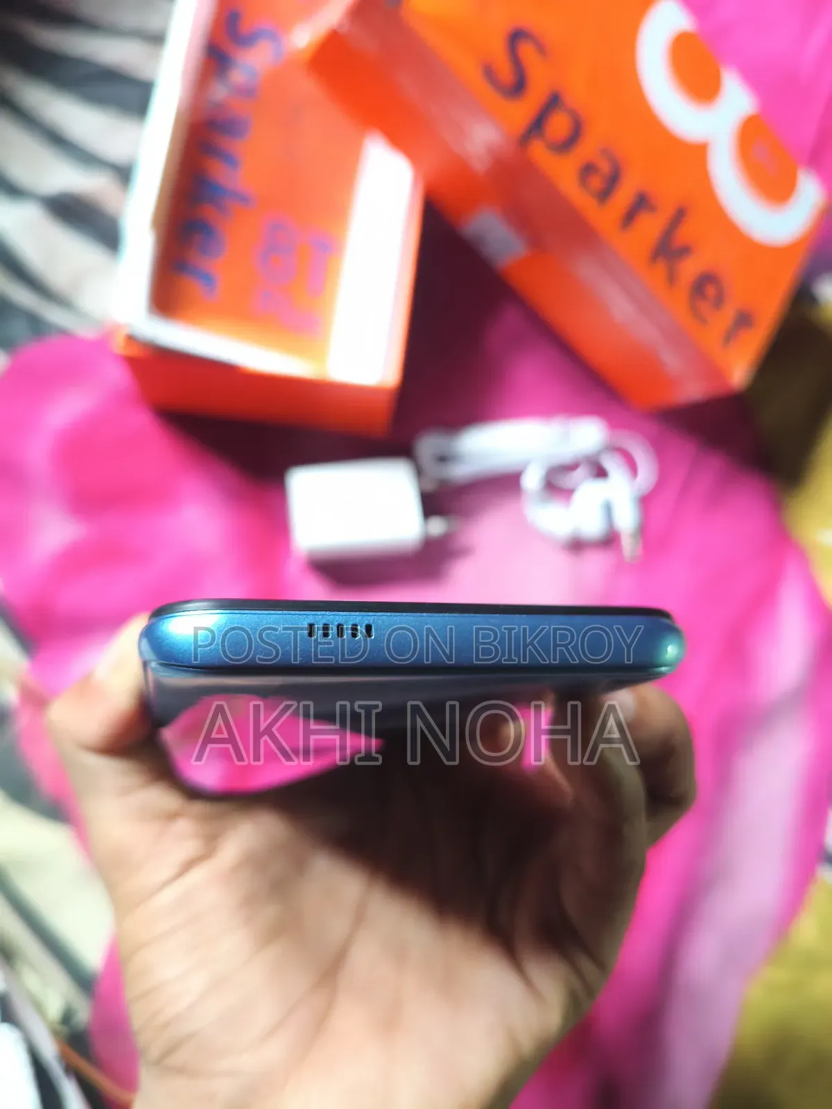 Vfone 4 GB Blue