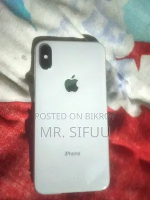 Apple iPhone X 64 GB White