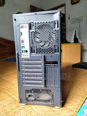 Desktop Computer 8GB Intel Core i5 SSD 512GB