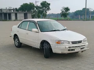 টয়োটা করোলা সেডান অটোমেটিক ১৯৯৬ বেইজ