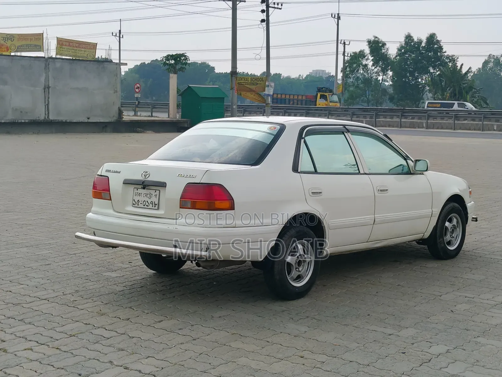 টয়োটা করোলা সেডান অটোমেটিক ১৯৯৬ বেইজ