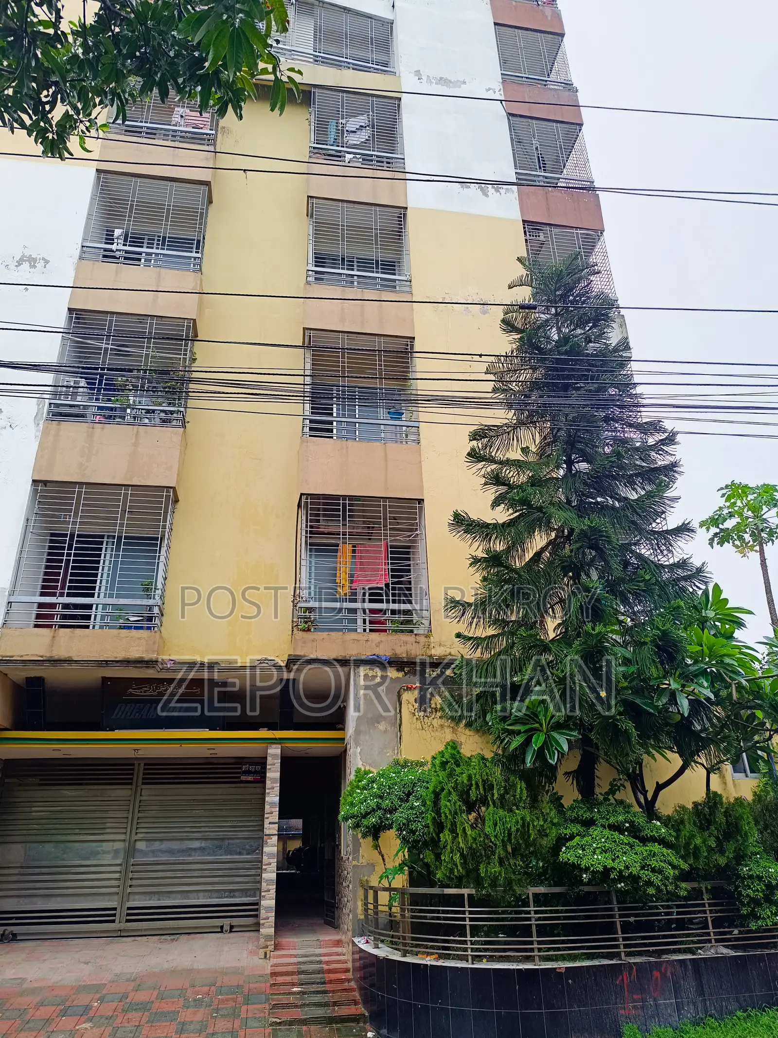 Furnished 4-bedroom Apartment in Uttara for sale