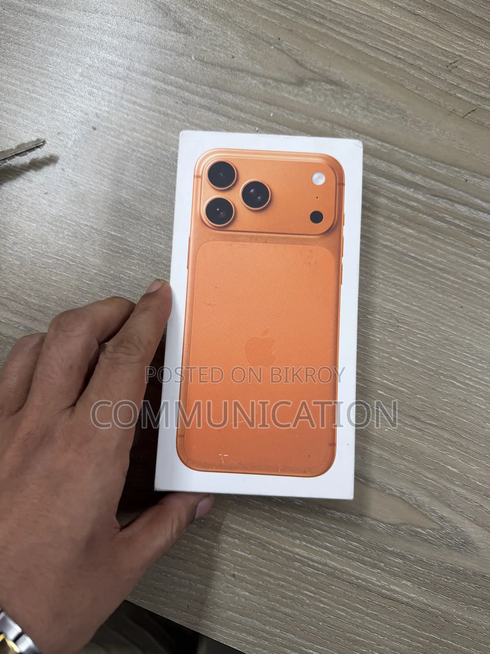 New Apple iPhone 17 Pro Max 256 GB Orange