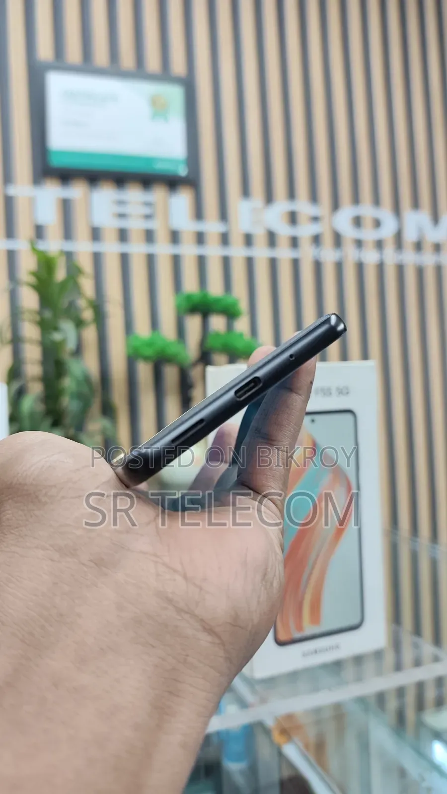 স্যামসাং গ্যালাক্সি এফ৫৫ ২৫৬ জিবি ব্ল্যাক