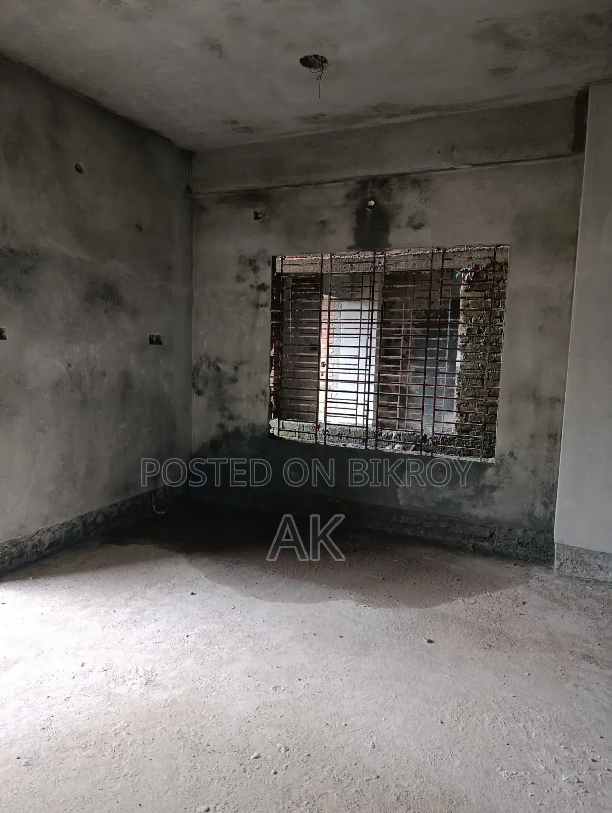 4-bedroom Apartment in Bondhan Tower, Basabo for sale