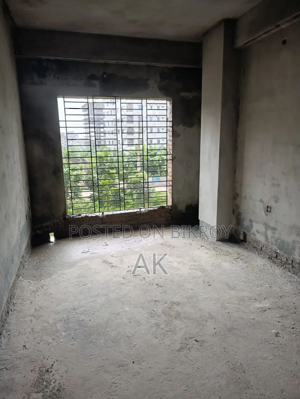 4-bedroom Apartment in Bondhan Tower, Basabo for sale