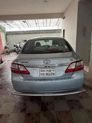 টয়োটা প্রিমিয়ো ২০১৪ নীল