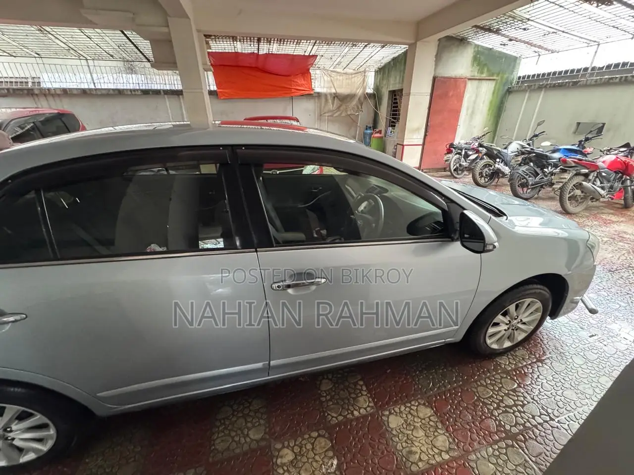টয়োটা প্রিমিয়ো ২০১৪ নীল