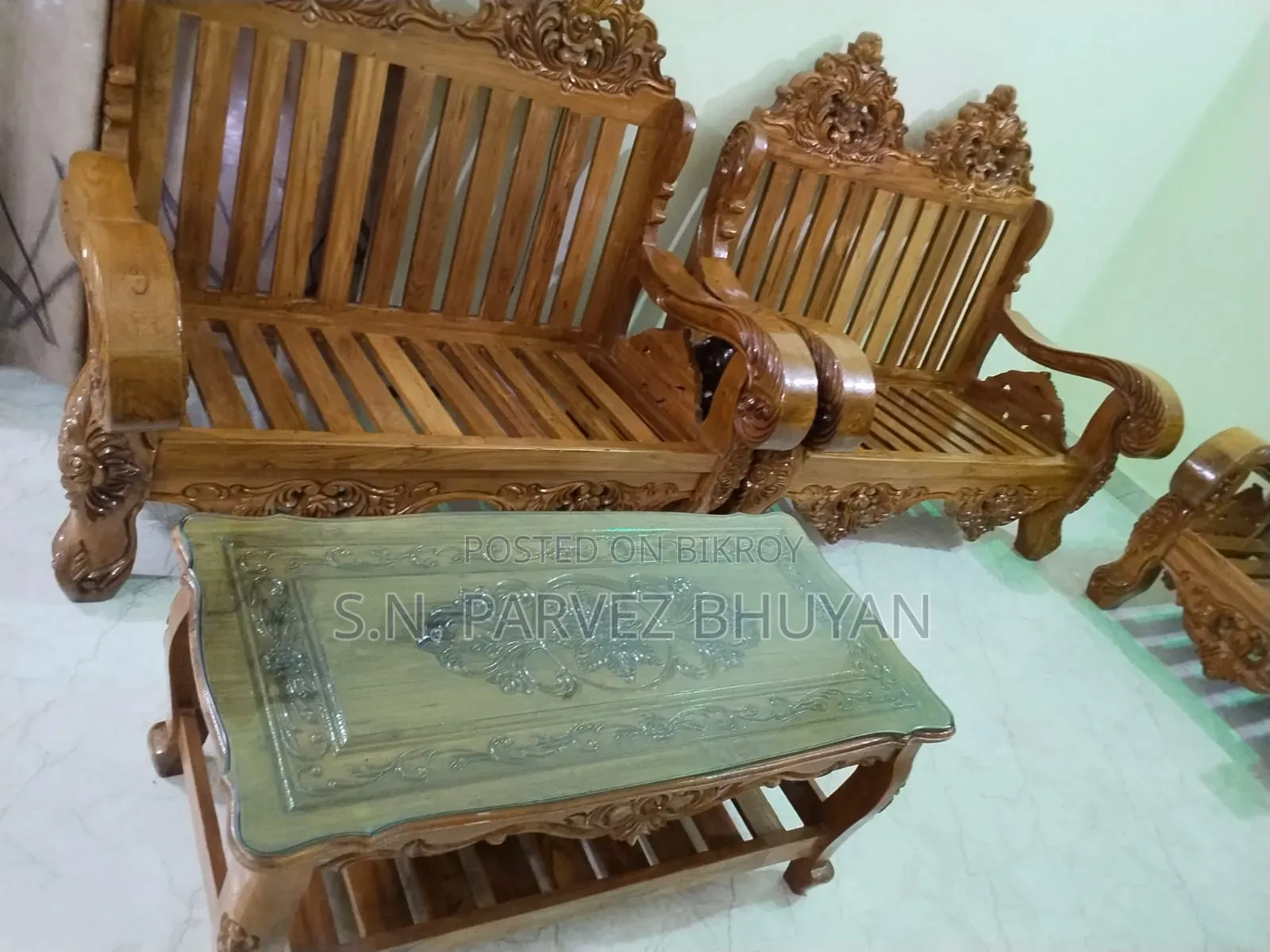 Brand new sofa made of solid teak wood for sale