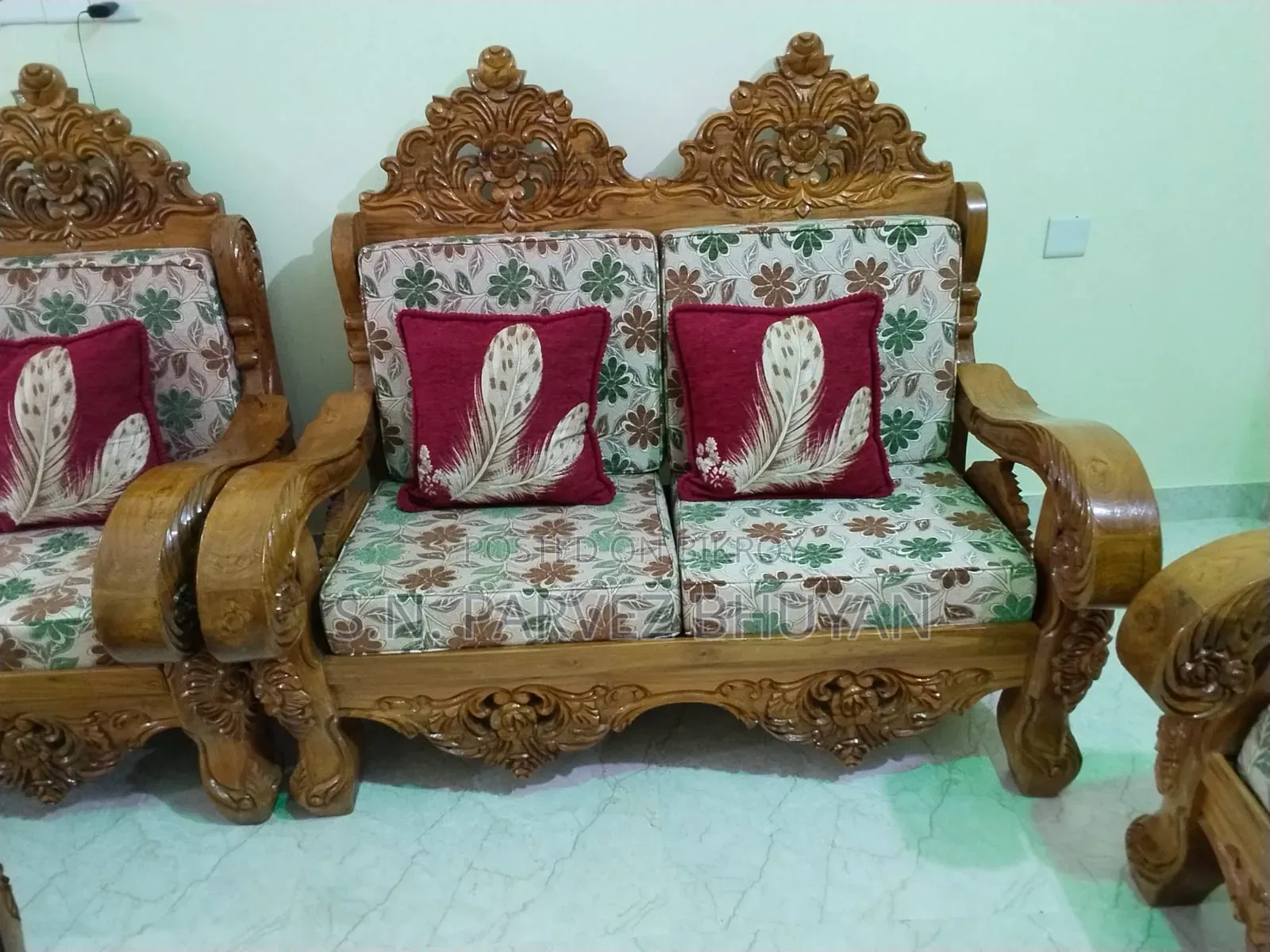 Brand new sofa made of solid teak wood for sale