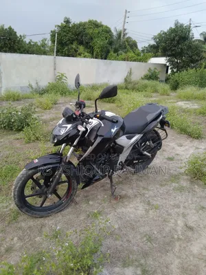 TVS Apache RTR 160 4V 2023 Black