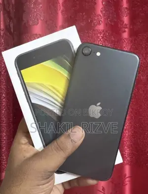 Apple iPhone SE (2020) 64 GB Black