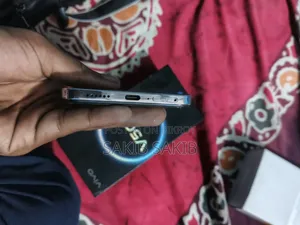 Vivo V50 Lite 4G 256 GB Rose Gold