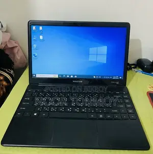Laptop 4GB AMD SSD 256GB