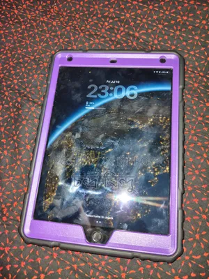 Apple iPad 9.7 64 GB Black
