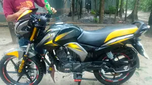 TVS Stryker 125 2020 Yellow