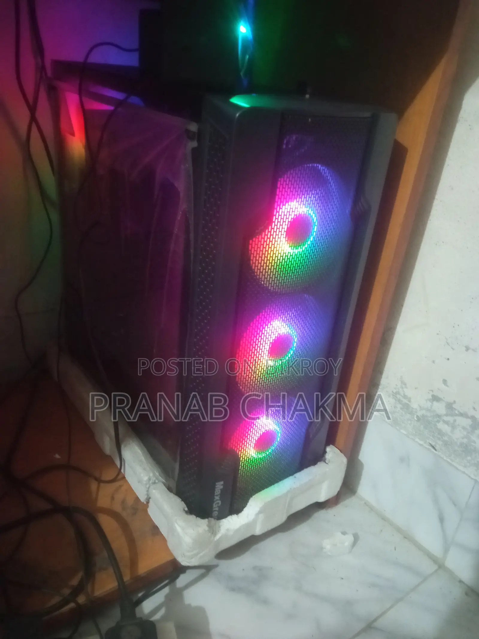Desktop Computer 8GB AMD Ryzen 5 SSD 350GB
