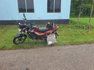 TVS Metro Plus 2019 Red