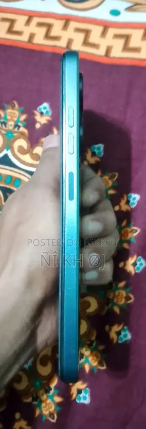 Tecno Spark 20C 128 GB Black
