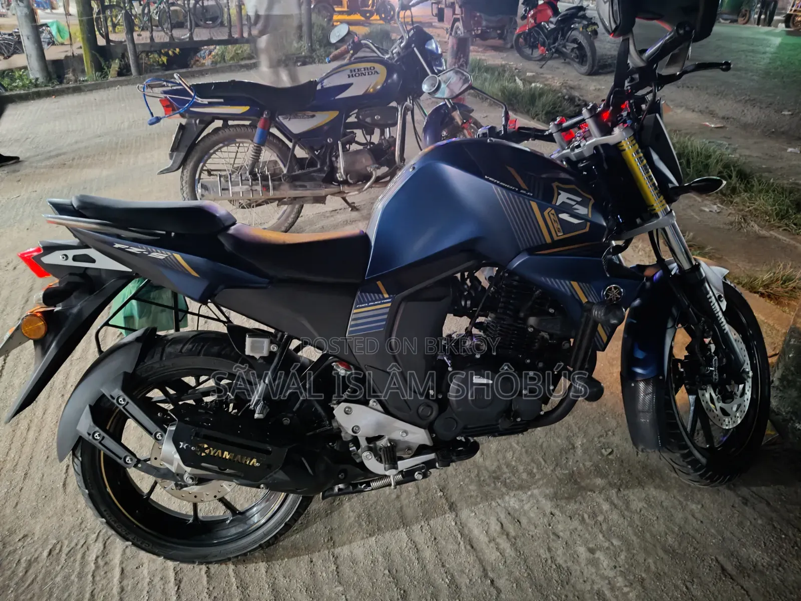 ইয়ামাহা এফজেড ২০২৪ ব্লু