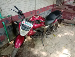 সুজুকি জিক্সার মনোটোন ২০১৮ লাল