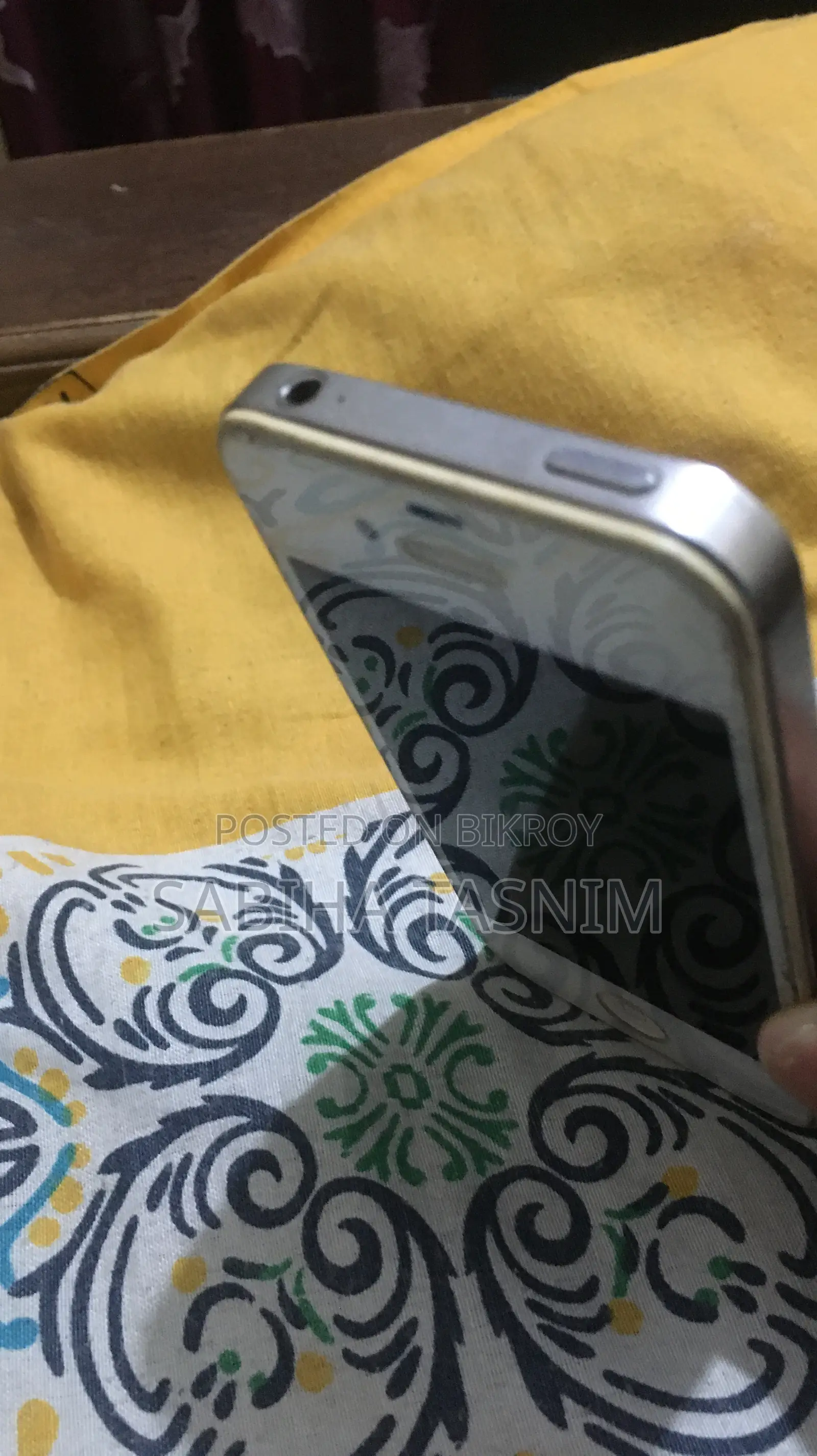 Apple iPhone 4 8 GB White
