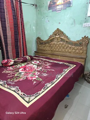 Dining Table and Bed for Sell