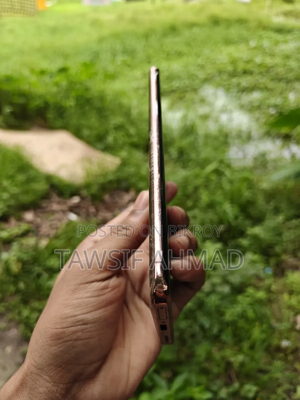 Vivo V40e 256 GB Bronze