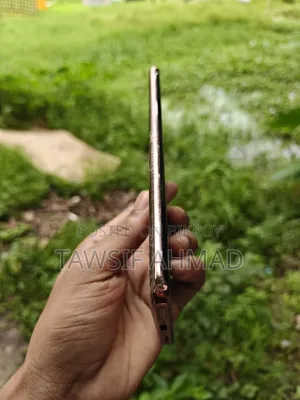 Vivo V40e 256 GB Bronze