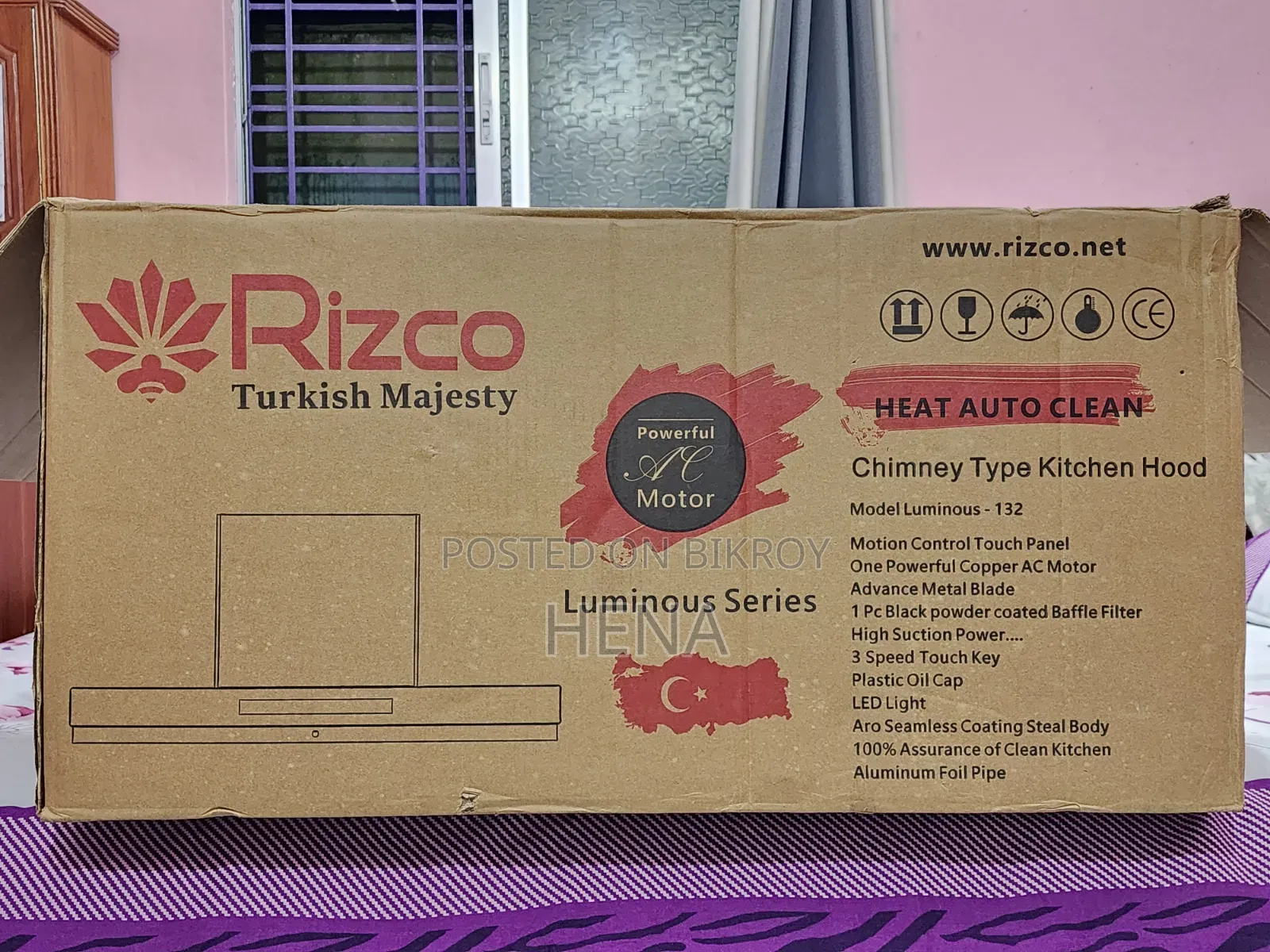 Rizco Chimney Type Kitchen Hood