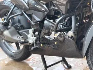 Hero Xtreme 125R 2026 Black