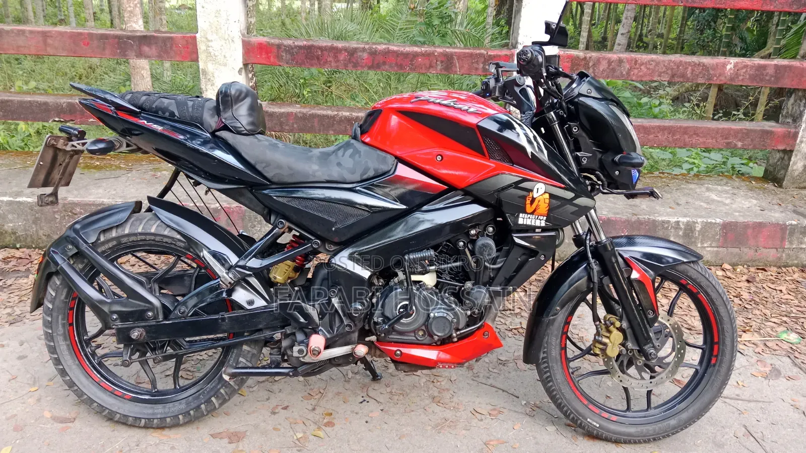 Bajaj Pulsar NS 160 2018 Red