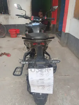 Hero Xtreme 125R 2025 Black