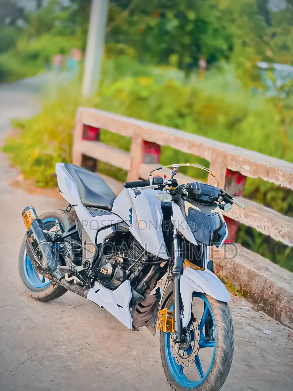 TVS Apache 160 4V 2021 Black