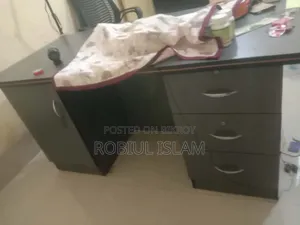 অফিস টেবিল বিক্রি হবে