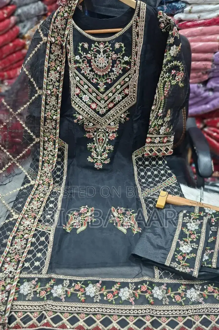 Sada Bahar Three Piece