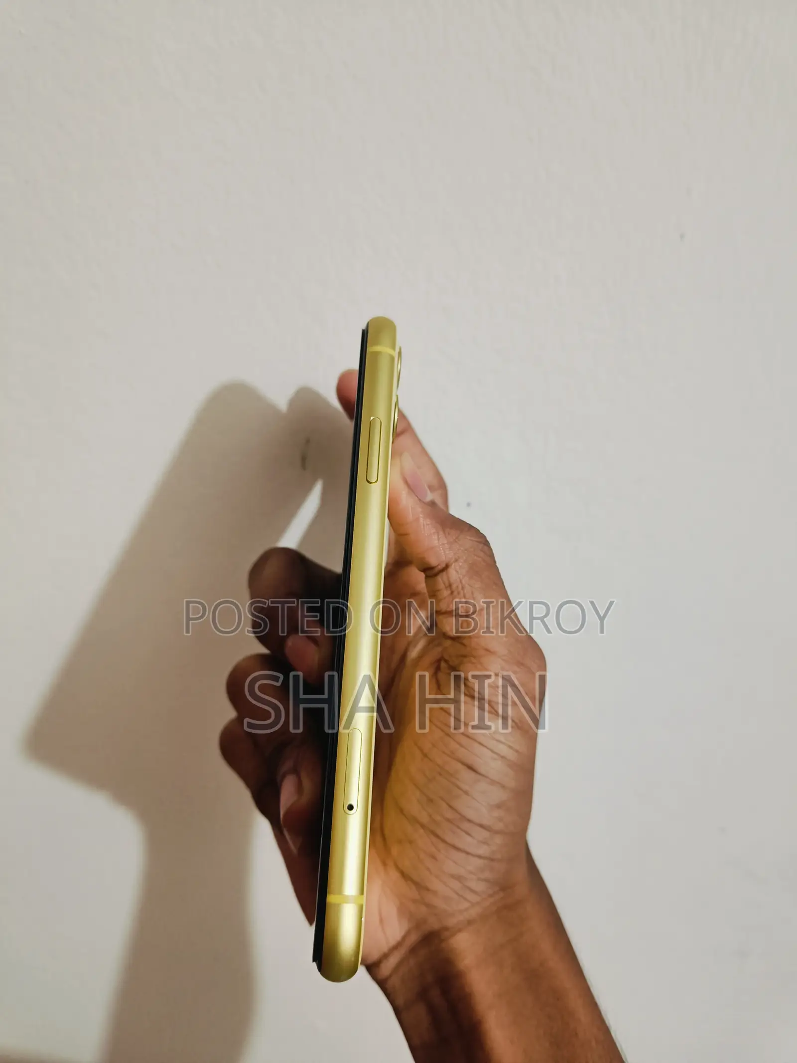 Apple iPhone 11 64 GB Yellow