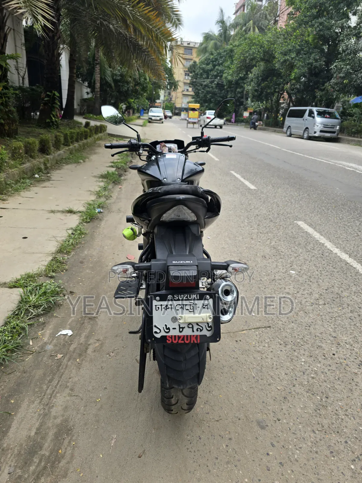 সুজুকি জিক্সার মনোটোন ২০২৩ কালো