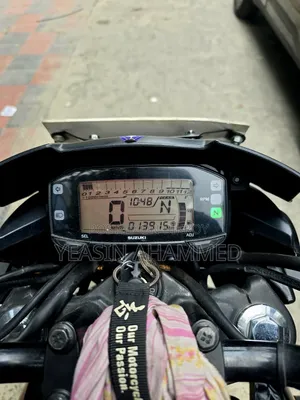 সুজুকি জিক্সার মনোটোন ২০২৩ কালো