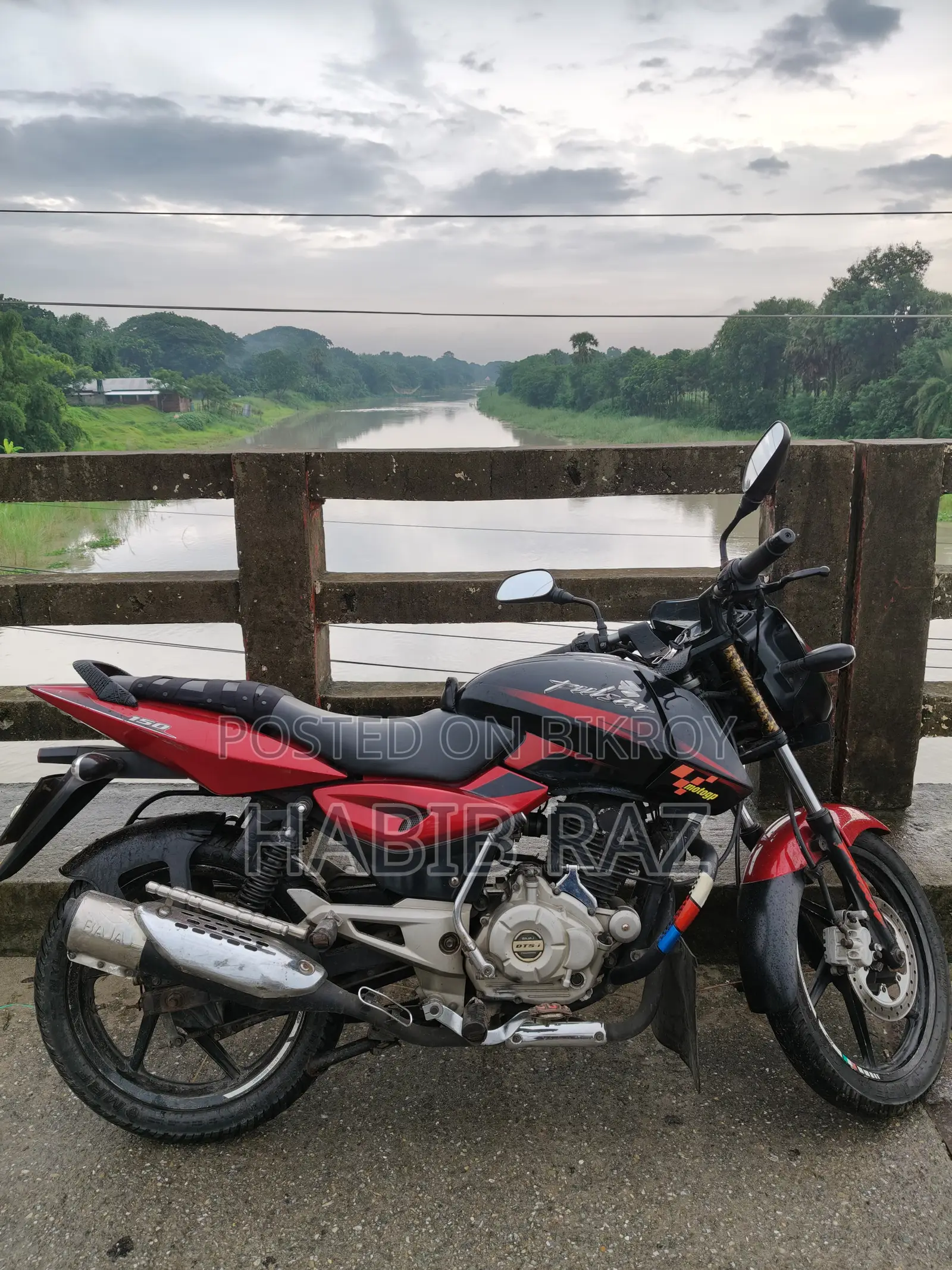 বাজাজ পালসার ১৫০ ২০১৫ কালো